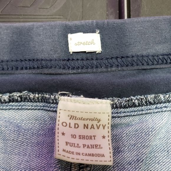 Old navy stretch maternity jeans size 10 short - Picture 9 of 10